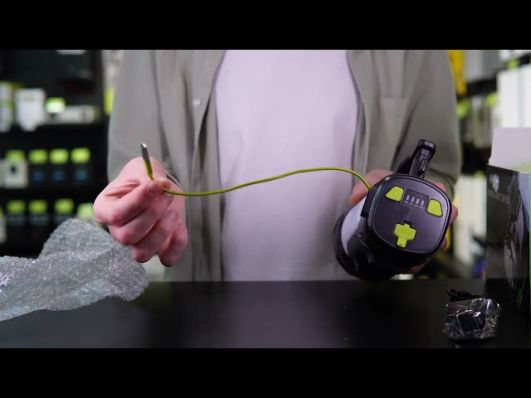 Ліхтар переносний YT-885C video 0