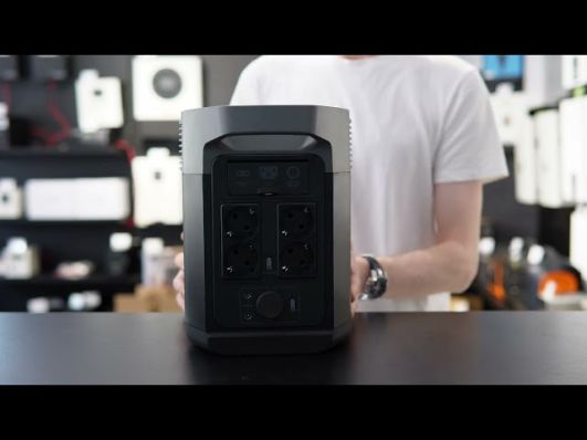 Портативная електростанция EcoFlow DELTA 2 (1024Wh) (ZMR330-EU) video 0