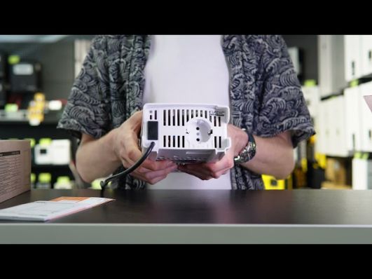 Стабілізатор напруги інверторний Елекс КілоГерц У 1/5  (1 кВт) video 0