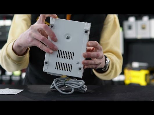 Стабилизатор напряжения LVT АСН-300 Н (300 Вт) video 1