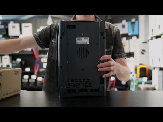 Стабилизатор напряжения Элекс АНТС У 5000 (3,5 кВт) video 0