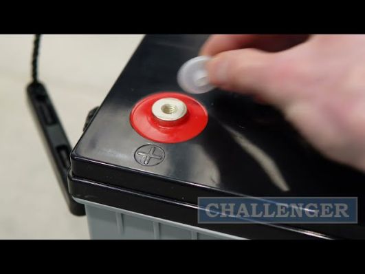 Аккумулятор Challenger A12-200 AGM video 0