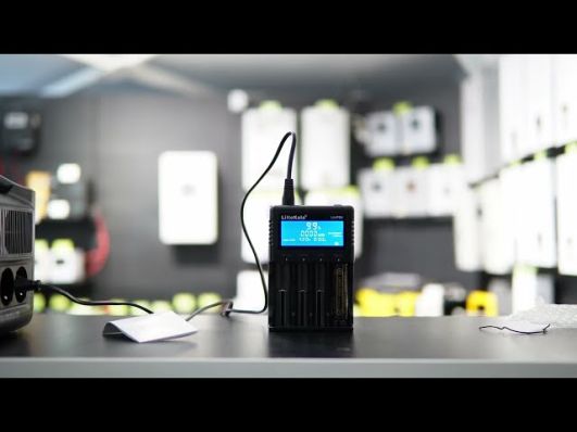 Зарядное устройство LiitoKala Lii-PD4, 4 канала (11416) video 0