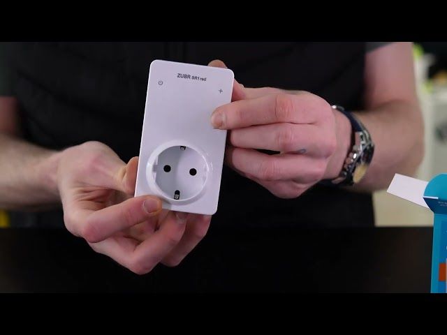 Реле напряжения однофазное ZUBR SR1 Red (для розетки)