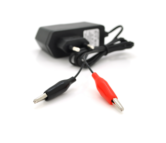 Автоматичний зарядний пристрій Voltronic YS-0750100/HD-915 12V 1.5А, 100-240V