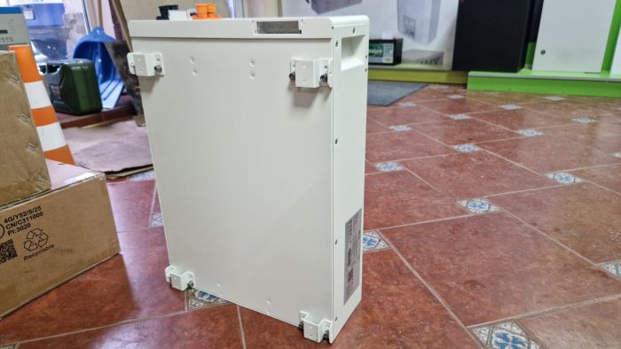 Акумулятор Deye SE-F5 Pro-C 51.2V 100Ah 5.12 kWh LiFePO4