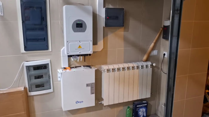 Аккумулятор Deye SE-G5.1 Pro-B 51,2 В 100 А·ч 5,12 кВт·ч LiFePO4