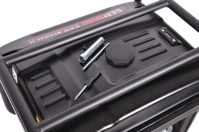 Генератор Genmac PowerSmart G4000 (бензин)