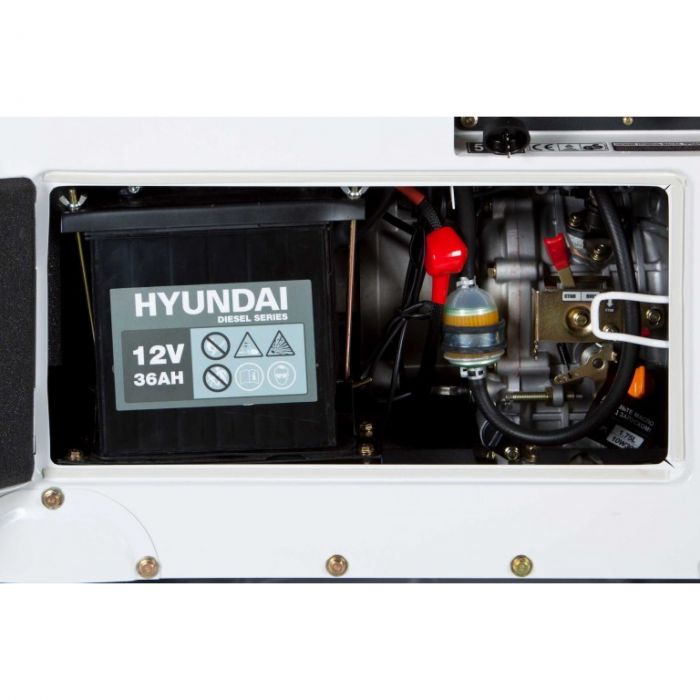 Электрогенератор Hyundai DHY 8500SE-Т (дизель)