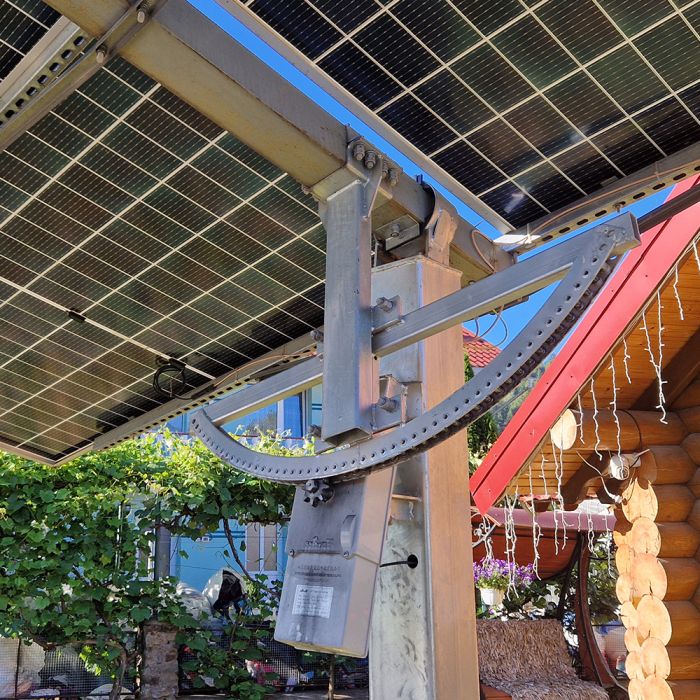 Солнечный трекер UST-16D-X4 (система из 4 трекеров)